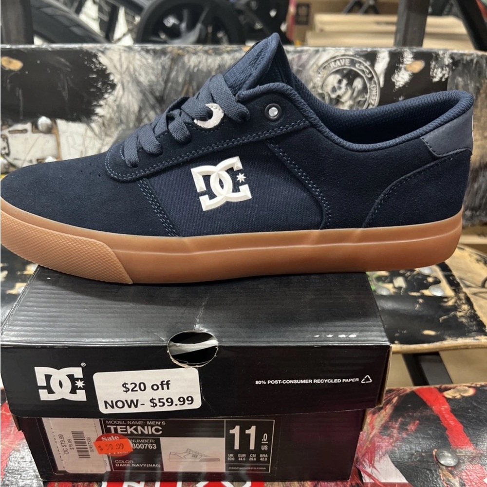 DC Men's Teknic Shoes size 11
